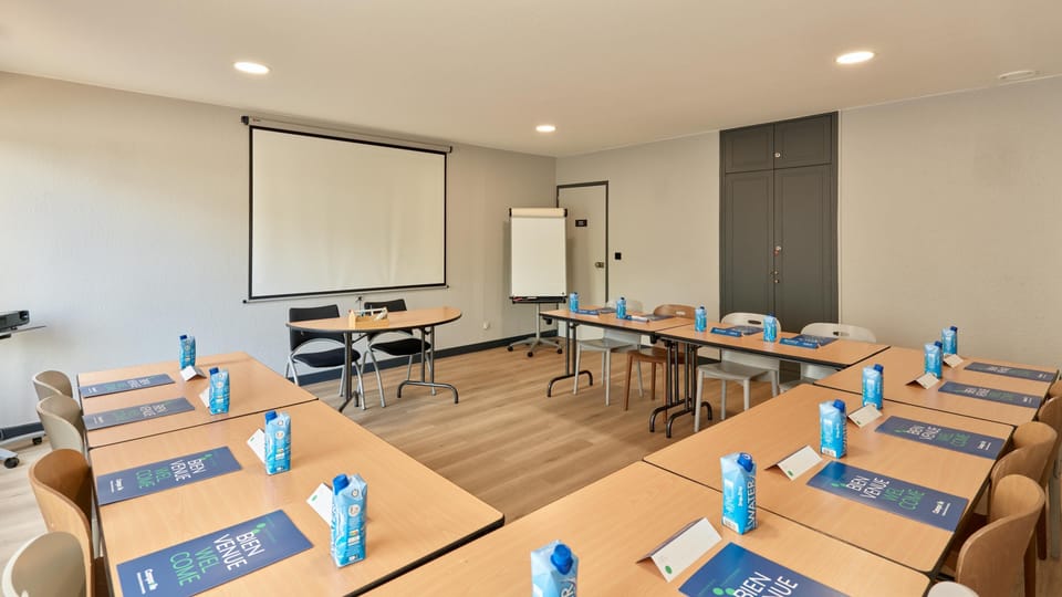 Campanile NATURE - Niort Est La Crèche Hotel in Nouvelle-Aquitaine