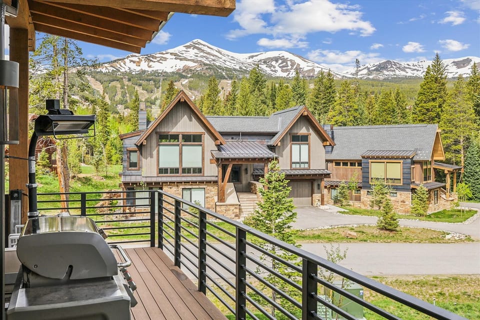 Deck - Chateau Breck - Breckenridge Vacation Rental
