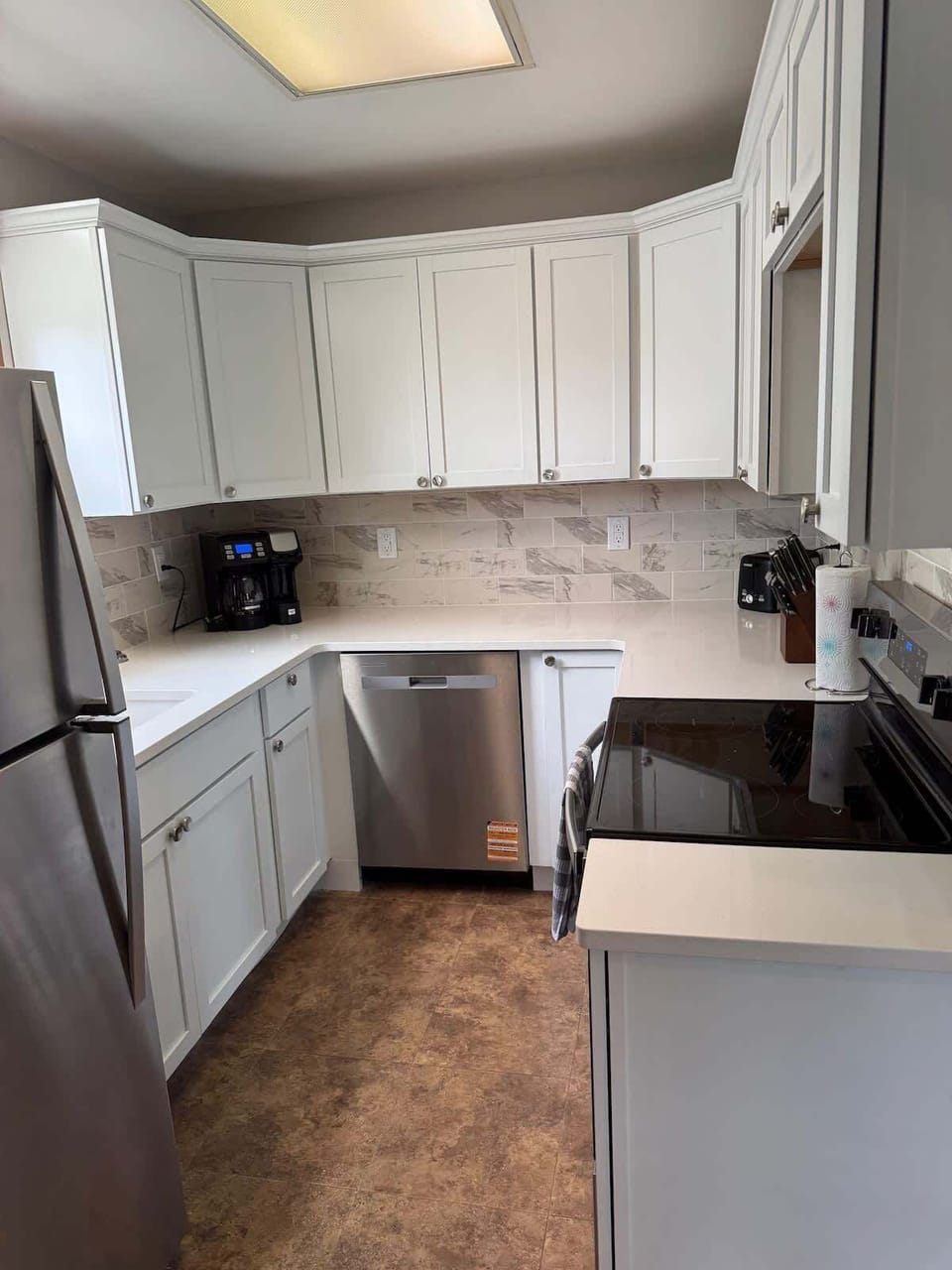 Newly Remodeled kitchen and appliances.  stone counter tops