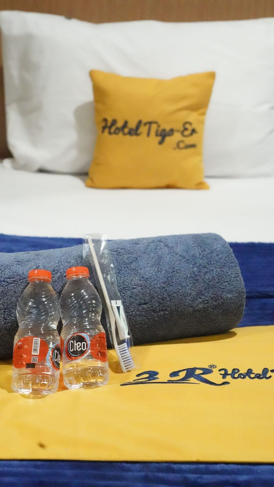 Deluxe Double Room, Garden View | Desk, laptop workspace, free WiFi