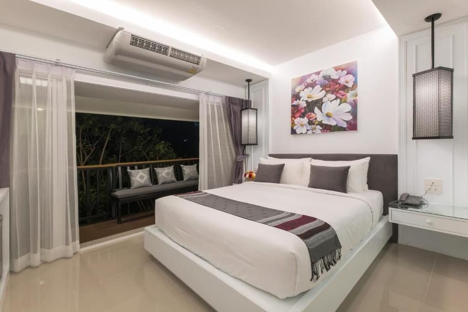 Standard Double Room | Free WiFi