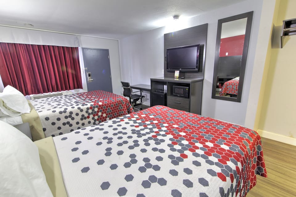 Iron/ironing board (on request), WiFi (free), bed sheets