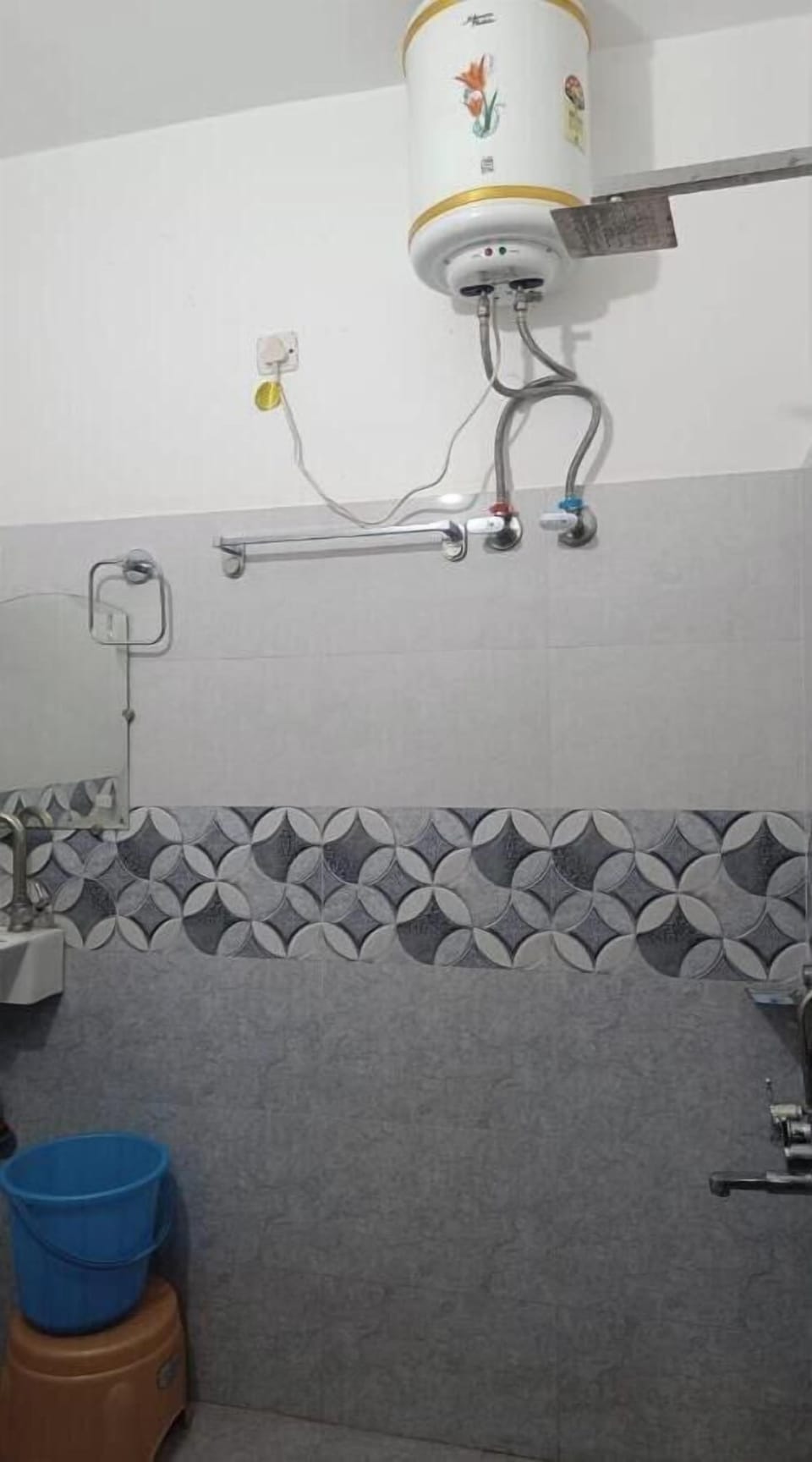 Towels, soap, shampoo