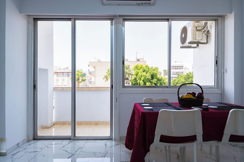 Comfort Apartment | In-room dining