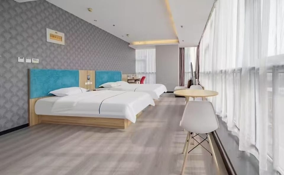 Family Triple Room | Blackout drapes, iron/ironing board (on request), WiFi (free)