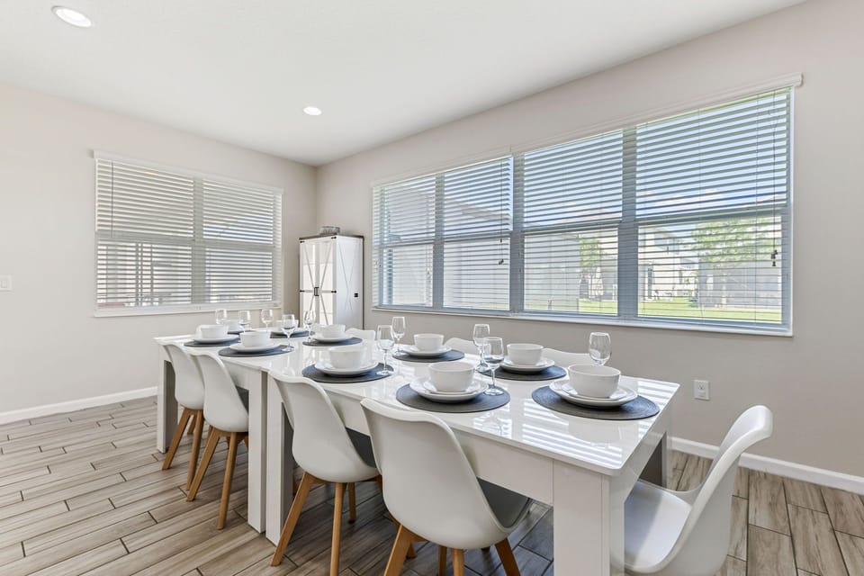 House (Multiple Bedrooms) | Property amenity