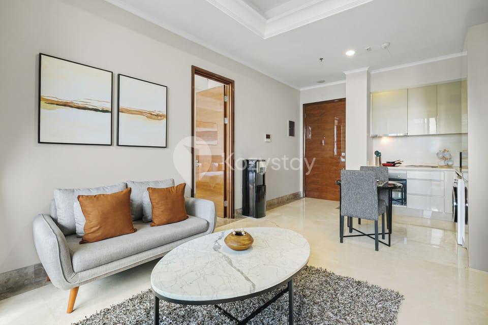 Apartment, 1 Bedroom, Balcony, City View | Living area | Flat-screen TV