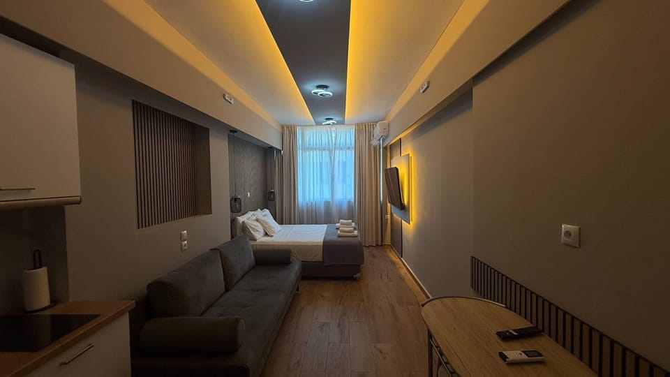 House, Smoking | 1 bedroom, desk
