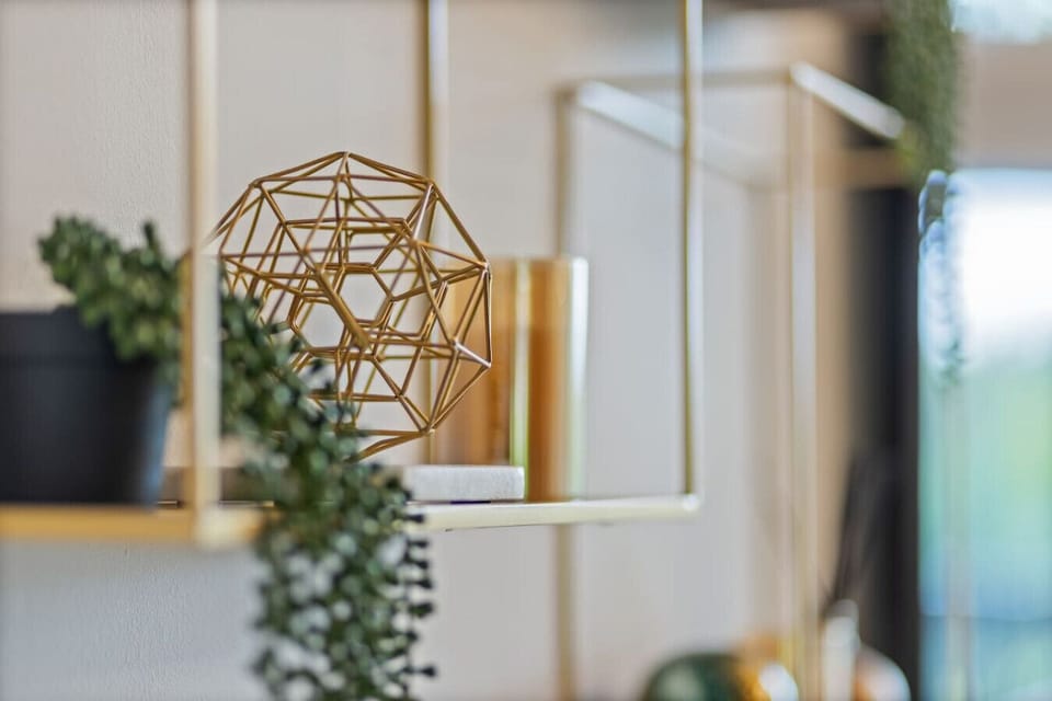 The decor features carefully chosen details, it creates a welcoming and cozy ambiance throughout the space.