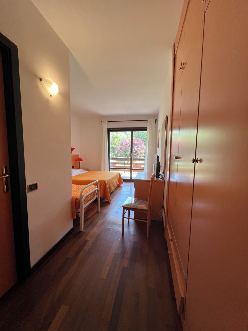 Standard Triple Room, Balcony | Desk, free WiFi
