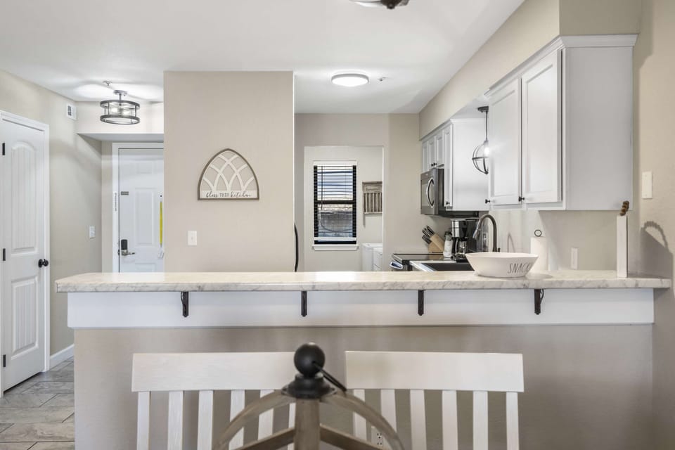 Condo, Multiple Beds, Patio, Golf View (Fairway View Duo) | Private kitchen | Fridge, microwave, oven, stovetop