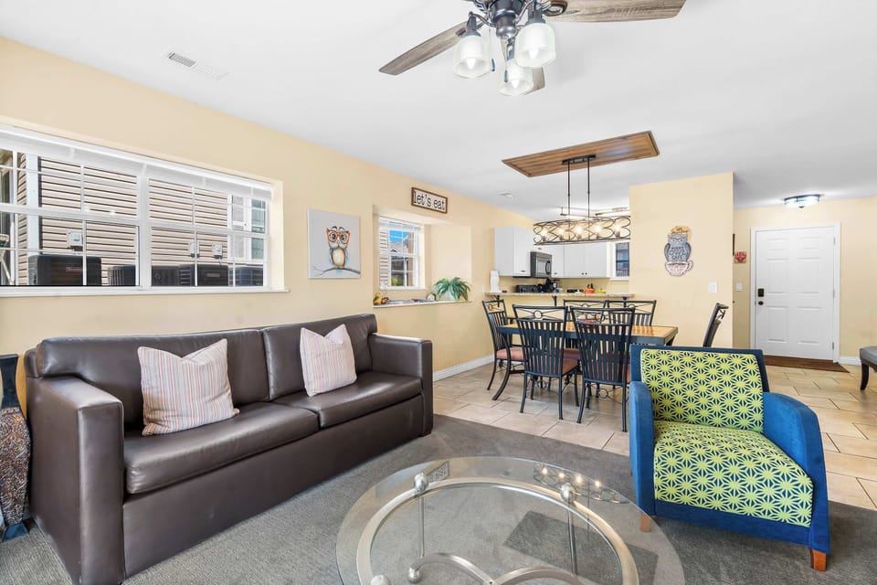 Condo, Multiple Beds, Patio, Golf View (Fairway View Escape) | Living area | 42-inch flat-screen TV with digital channels