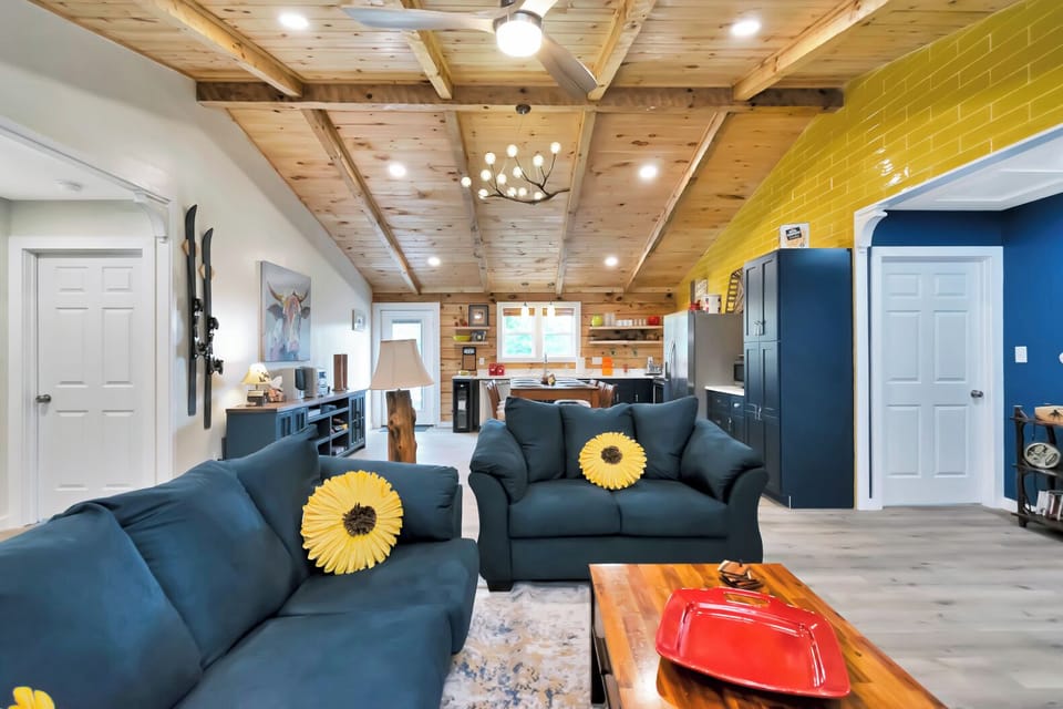 The cushiony couches give you that cozy feeling