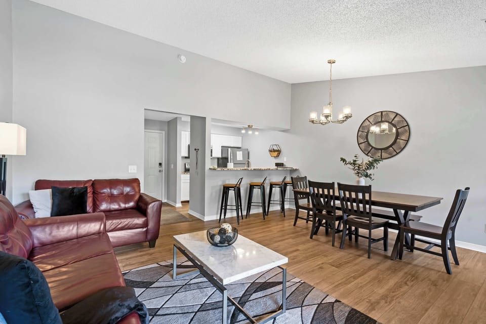Condo, Multiple Beds, Balcony, Golf View (Quittin' Time) | Living area | 42-inch flat-screen TV with digital channels