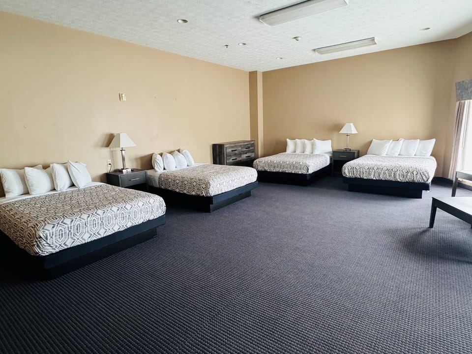 Bayshore Sleeps 10