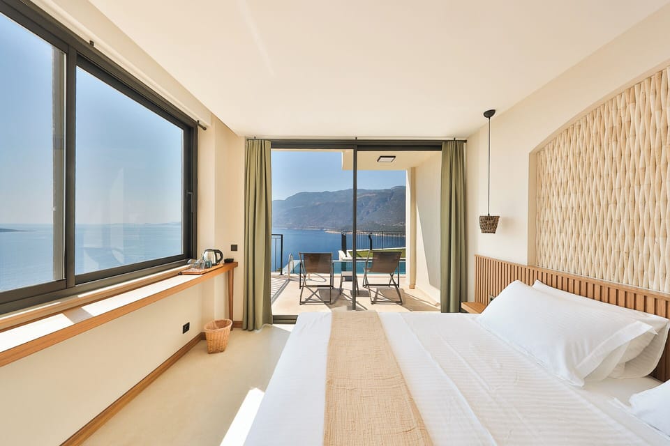 Double Room, Patio, Sea View | Soundproofing, free WiFi, bed sheets