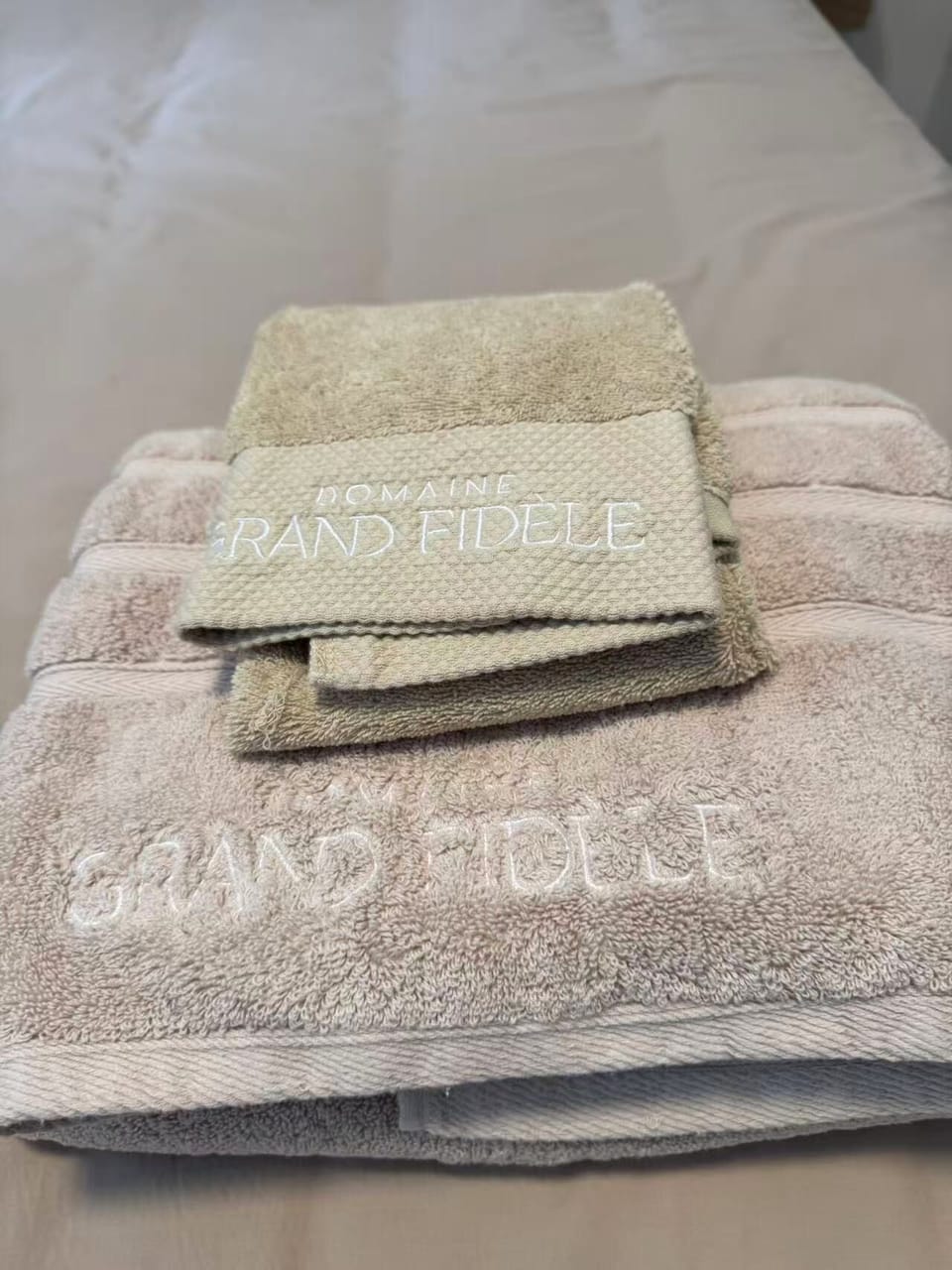 Bathroom amenities