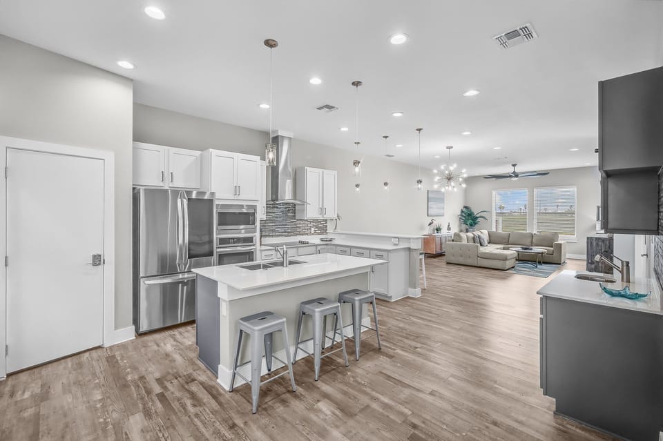 House, Multiple Beds, Pool Access (Cabana Cove Retreat Unit C) | Private kitchen | Fridge, microwave, oven, stovetop