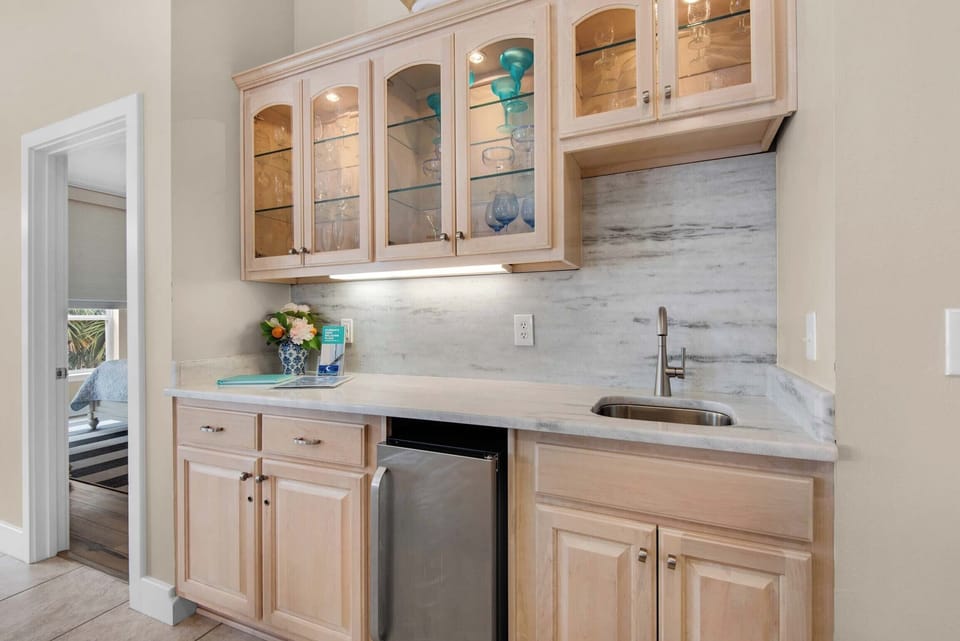 Wet bar with under counter ice maker