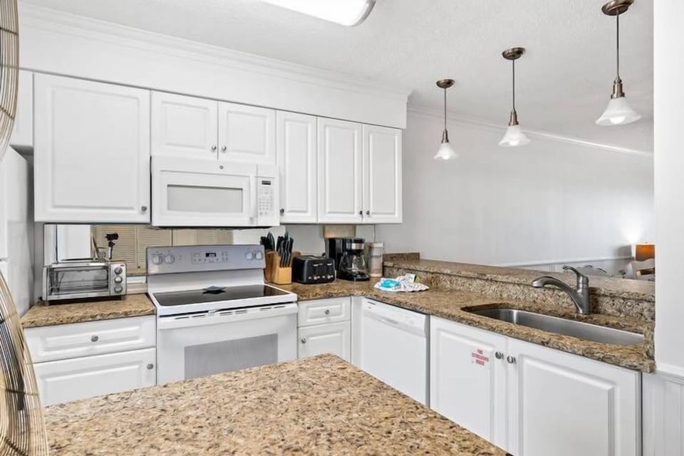 Kitchen 4