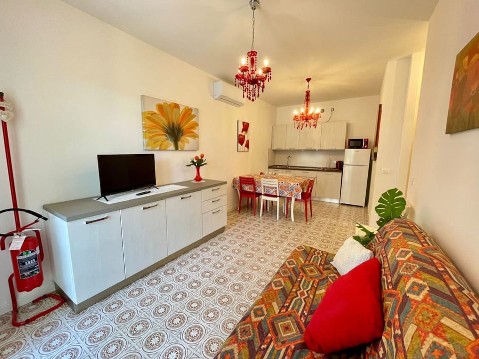Apartment, 1 Bedroom, Terrace, Garden View | Living room