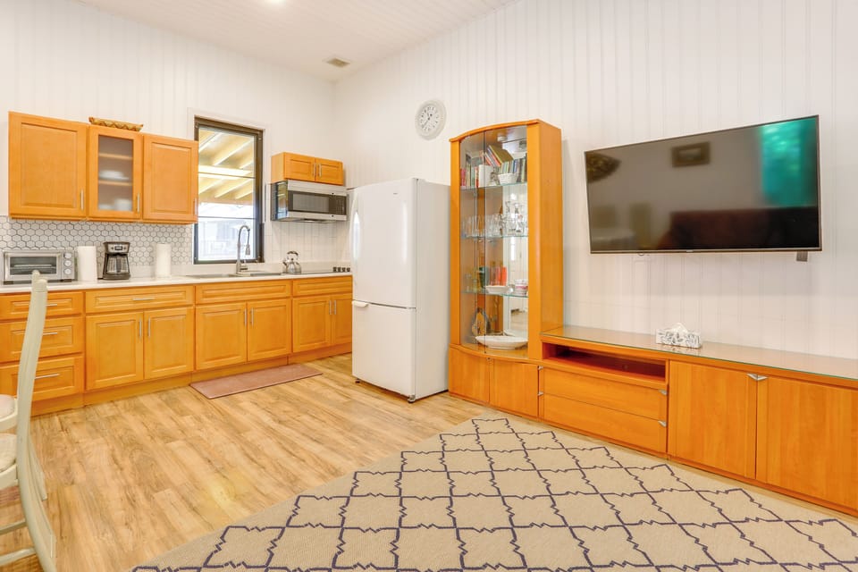 Kitchen | Drip Coffee Maker | Toaster Oven