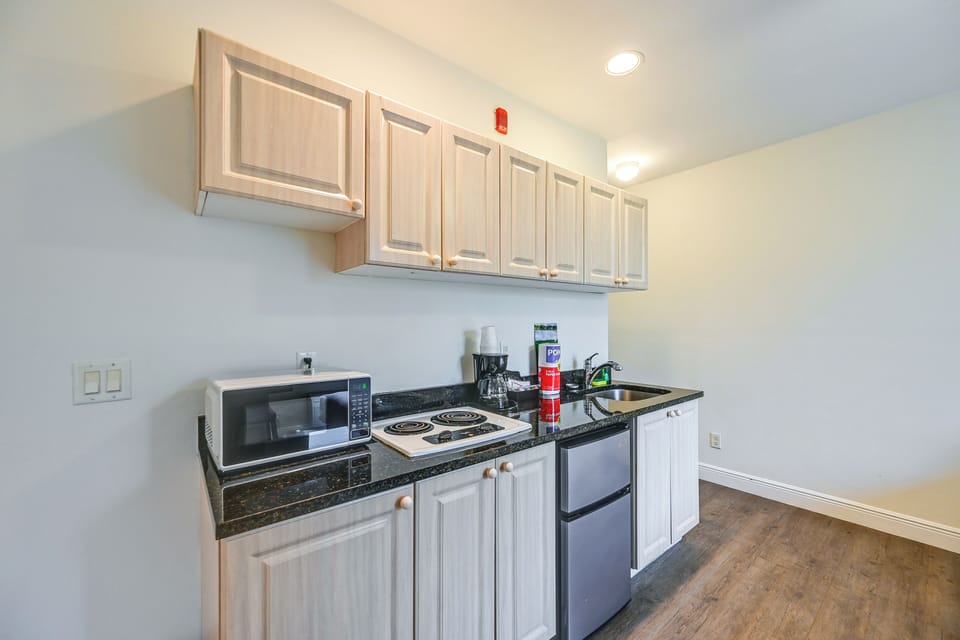 Kitchenette