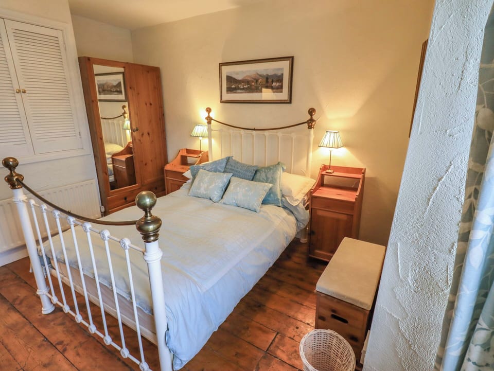 2 bedrooms, individually decorated, individually furnished, free WiFi