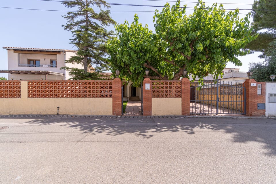 Villa | Exterior