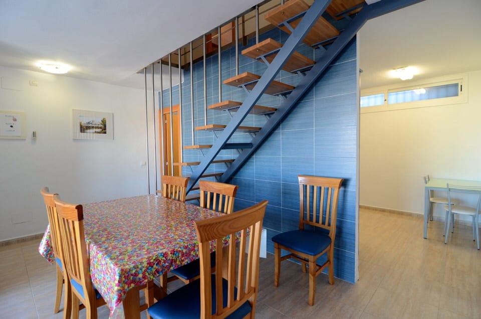 Apartment | Dining