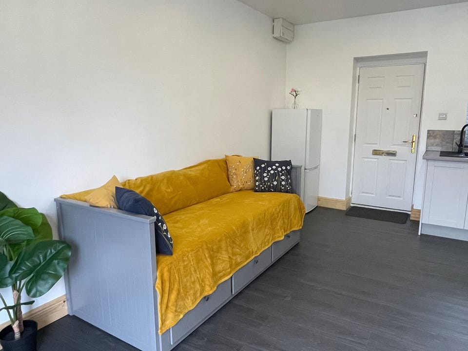 Cottage | Living area