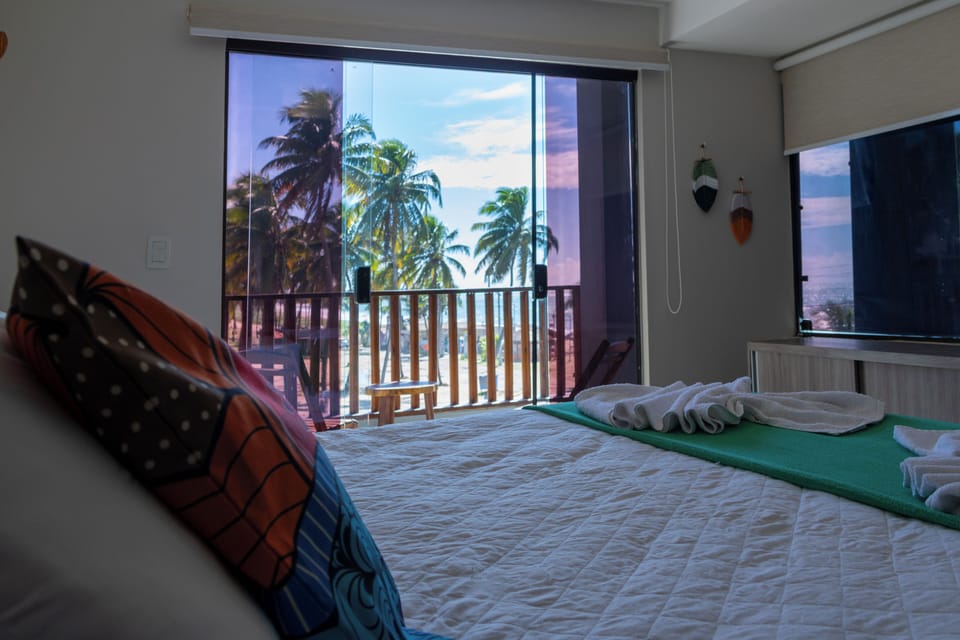 Comfort Room | In-room safe, iron/ironing board, free WiFi