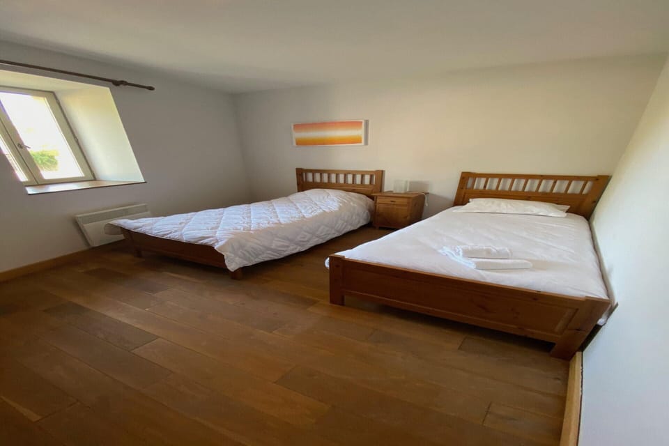 House | 4 bedrooms, individually furnished, bed sheets