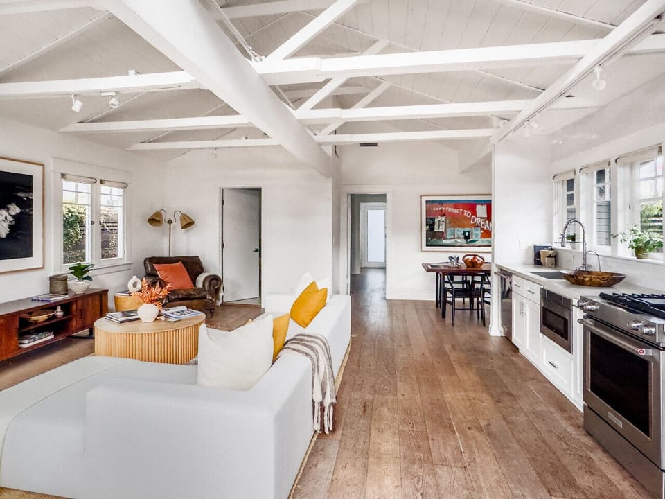 Living Room/Kitchen