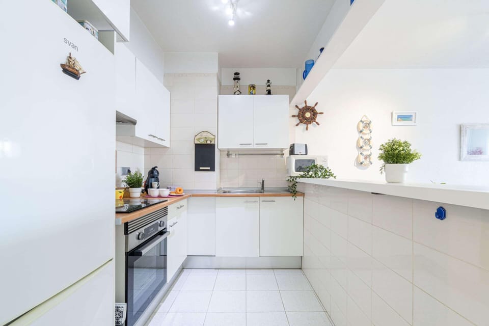 Apartment | Private kitchen