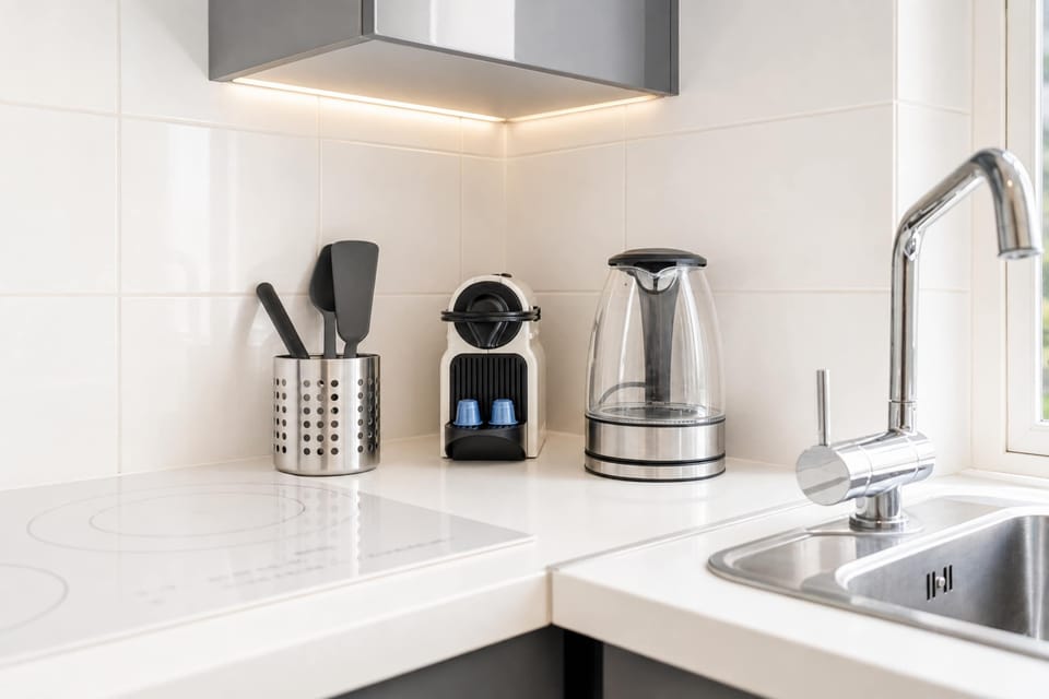 Nespresso machine, pods & boiler are included