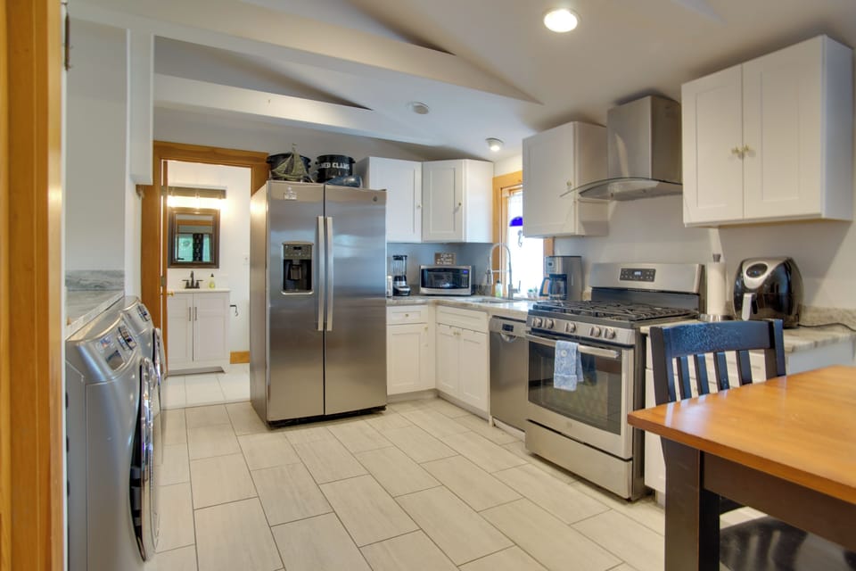 Kitchen | Dishwasher