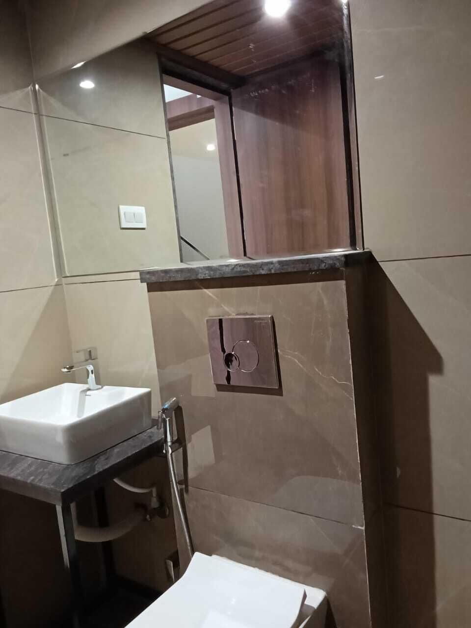 Shower, free toiletries, towels, soap
