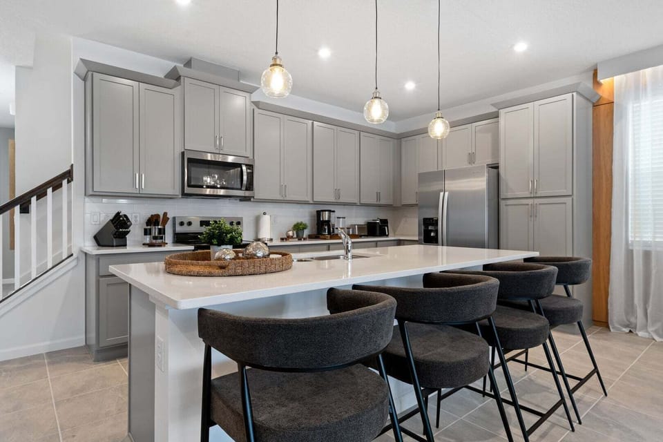 Prepare delicious meals in our fully-equipped new kitchen!