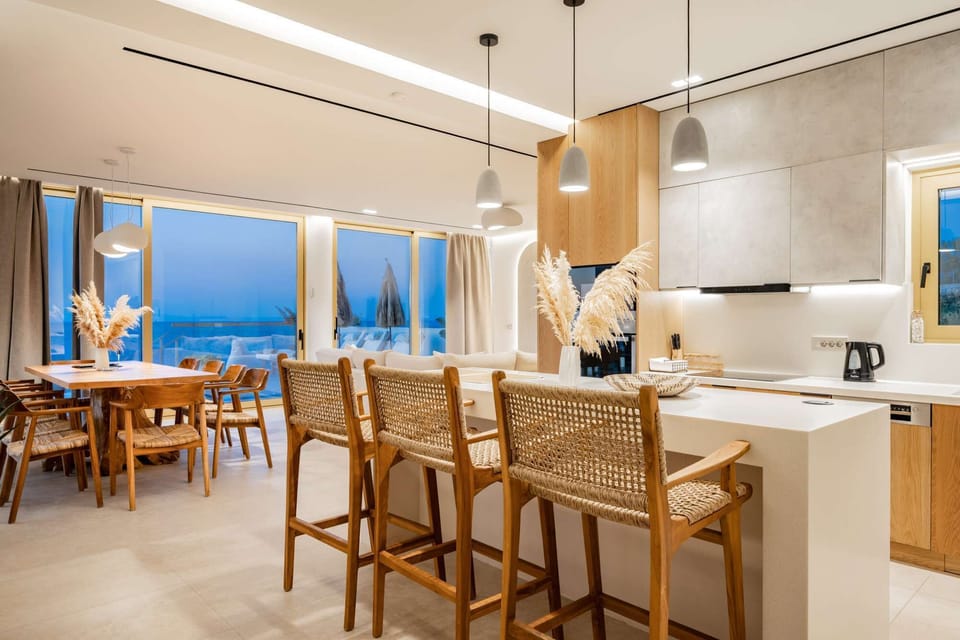 Livingroom
Kitchen
DiningArea
View