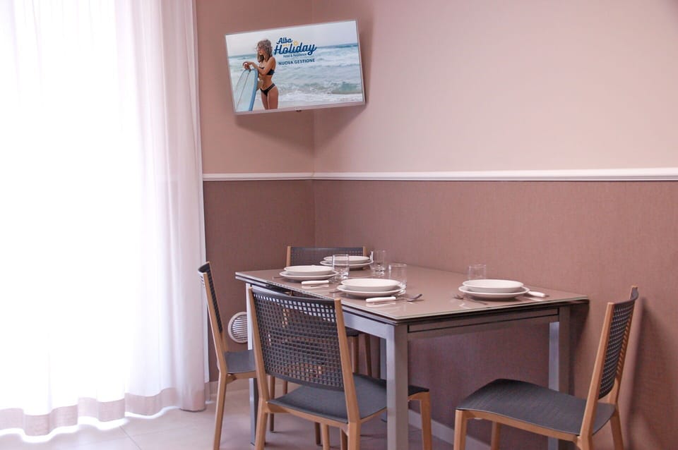 Autumn, Bathroom, Spring, Summer