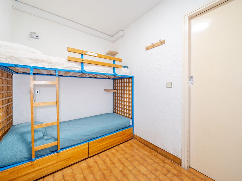 Cozy studio for 4 with Wi-Fi, sea view Apartment in Roquebrune-Cap-Martin