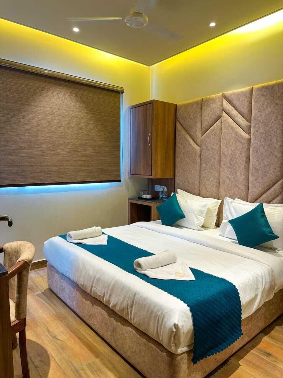 Deluxe Double Room, City View | Premium bedding, minibar, desk, laptop workspace
