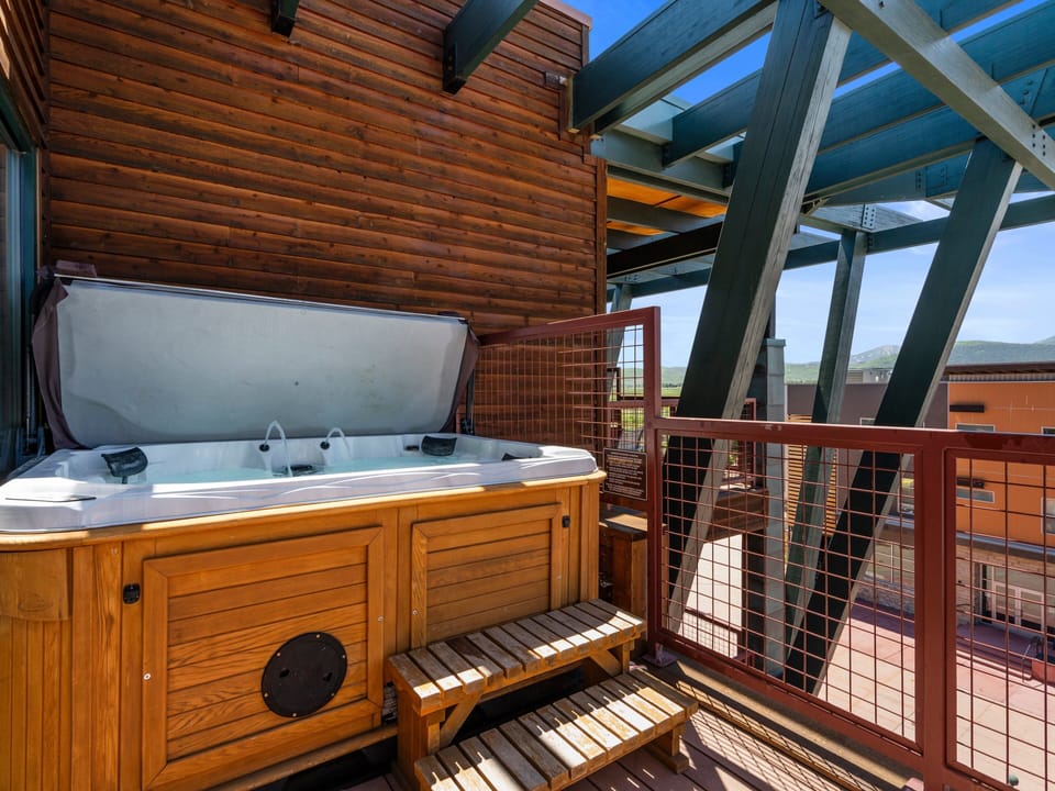 Private Hot Tub