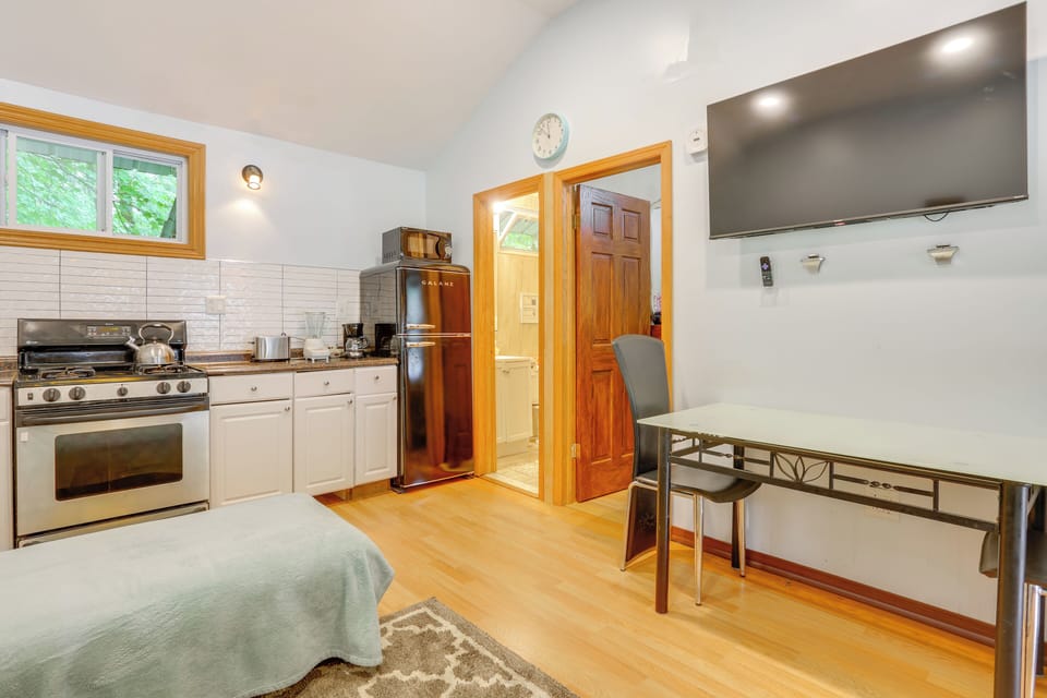 House (1 Bedroom) | Interior