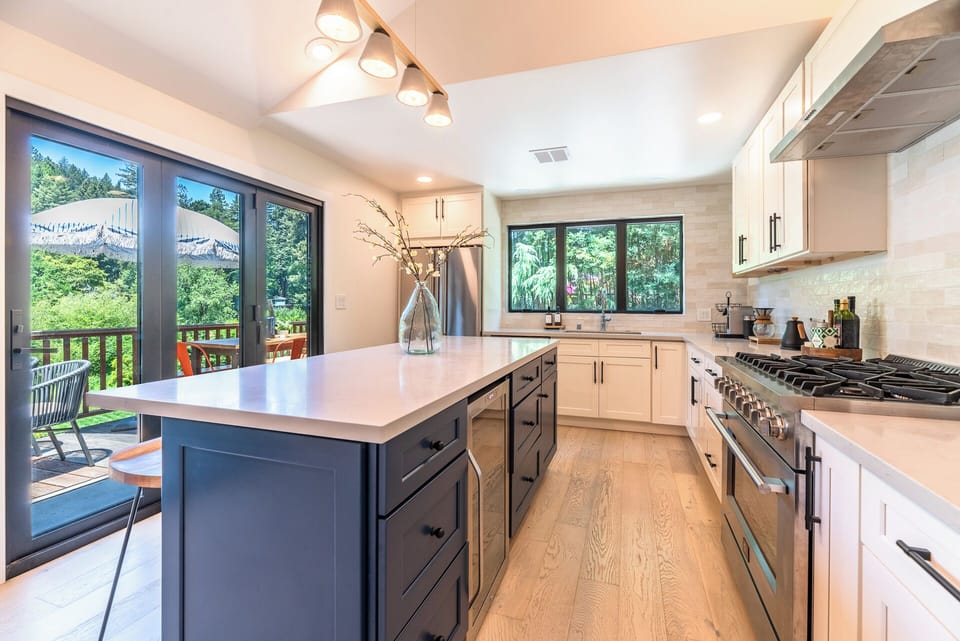 There's plenty of room for the chef in the group - to create fabulous meals!