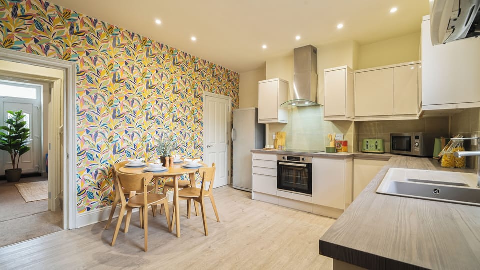 Luxury House | Private kitchen | Full-size fridge, microwave, oven, stovetop
