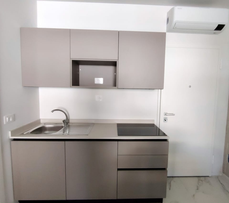 Apartment, 1 Bedroom, Balcony, Garden View | Interior