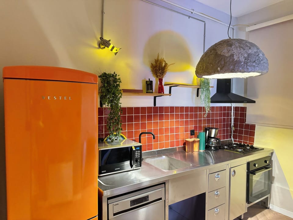 Deluxe Villa | Private kitchen | Highchair