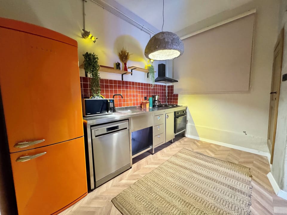 Deluxe Villa | Private kitchen | Highchair